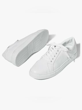 Amazon YZ White Tennis Sneakers size 8